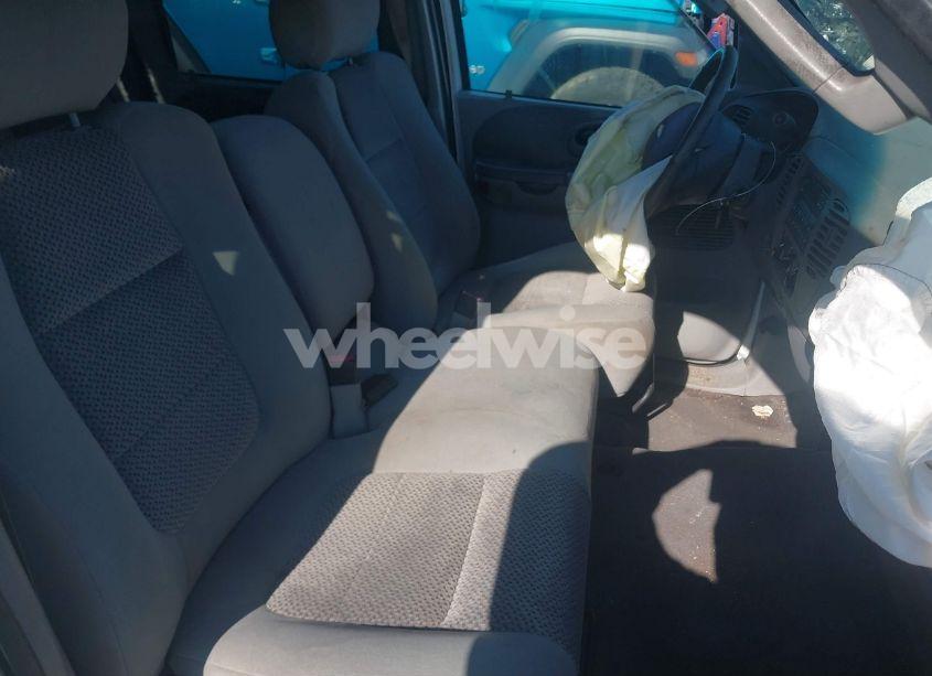 Photo 5 of 2002 Ford F-150 LARIAT/XLT (VIN 1FTRW08612KD90354)