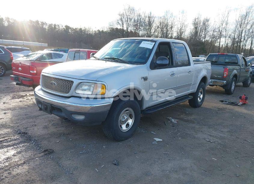 Photo 2 of 2002 Ford F-150 LARIAT/XLT (VIN 1FTRW08632KE22611)