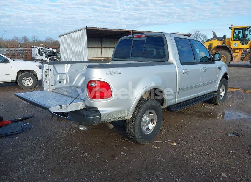 Photo 4 of 2002 Ford F-150 LARIAT/XLT (VIN 1FTRW08632KE22611)