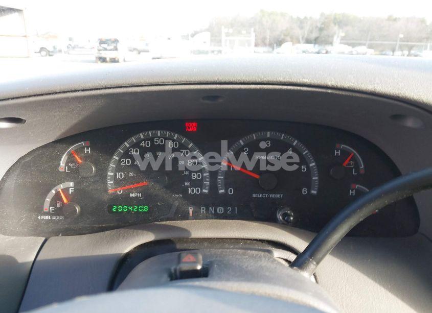 Photo 7 of 2002 Ford F-150 LARIAT/XLT (VIN 1FTRW08632KE22611)