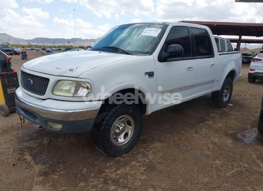 Photo 2 of 2001 Ford F-150 KING RANCH EDITION/LARIAT/XLT (VIN 1FTRW08671KB98354)