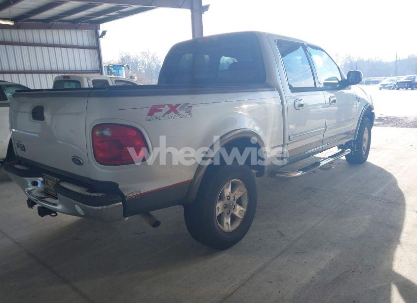 Photo 4 of 2002 Ford F-150 LARIAT/XLT (VIN 1FTRW08672KB60740)