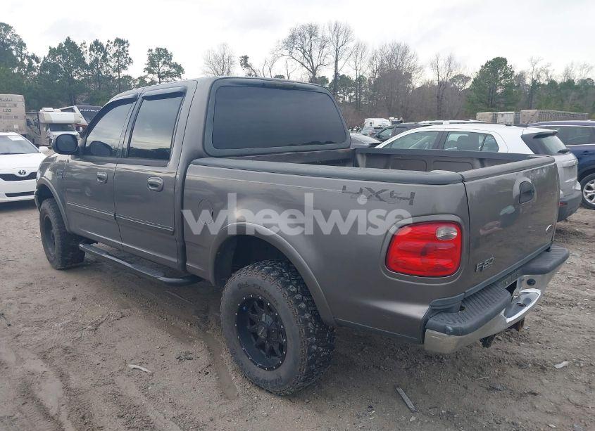 Photo 3 of 2003 Ford F-150 LARIAT/XLT (VIN 1FTRW086X3KA96663)