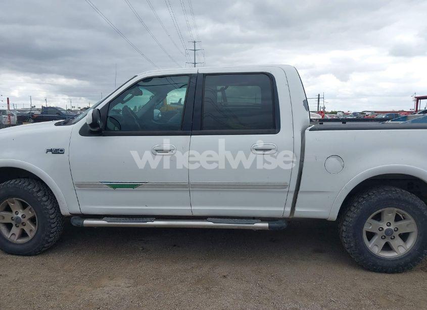 Photo 14 of 2003 Ford F-150 LARIAT/XLT (VIN 1FTRW08L03KD31867)