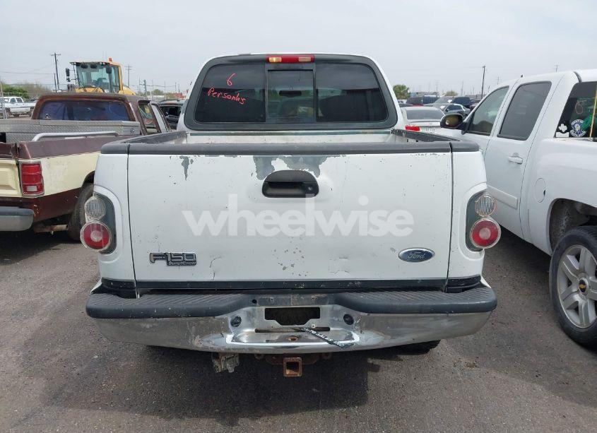 Photo 16 of 2003 Ford F-150 LARIAT/XLT (VIN 1FTRW08L03KD31867)