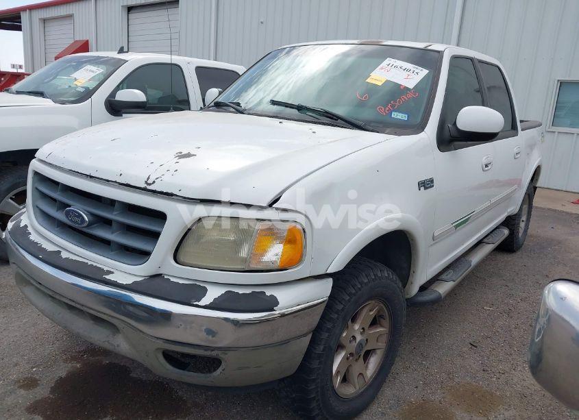 Photo 2 of 2003 Ford F-150 LARIAT/XLT (VIN 1FTRW08L03KD31867)