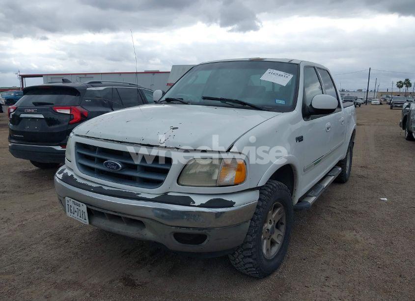 Photo 6 of 2003 Ford F-150 LARIAT/XLT (VIN 1FTRW08L03KD31867)