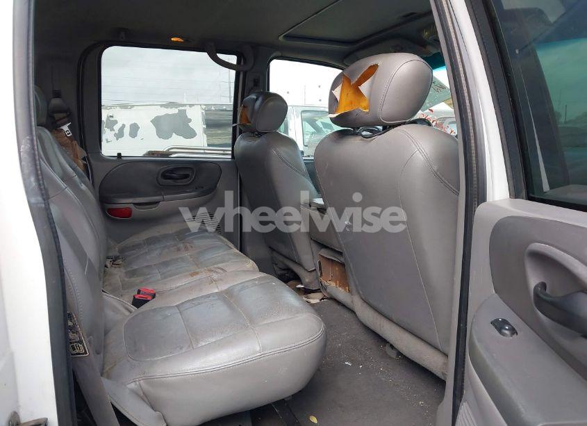 Photo 8 of 2003 Ford F-150 LARIAT/XLT (VIN 1FTRW08L03KD31867)