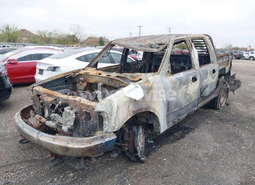 Photo 2 of 2001 Ford F-150 (VIN 1FTRW08L11KB31139)