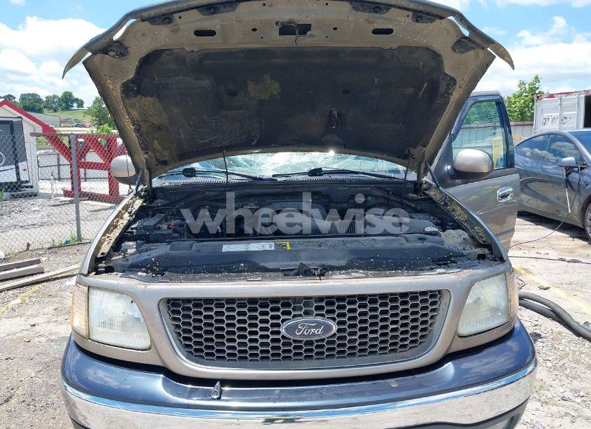 Photo 10 of 2001 Ford F-150 KING RANCH EDITION/LARIAT/XLT (VIN 1FTRW08L11KC02968)