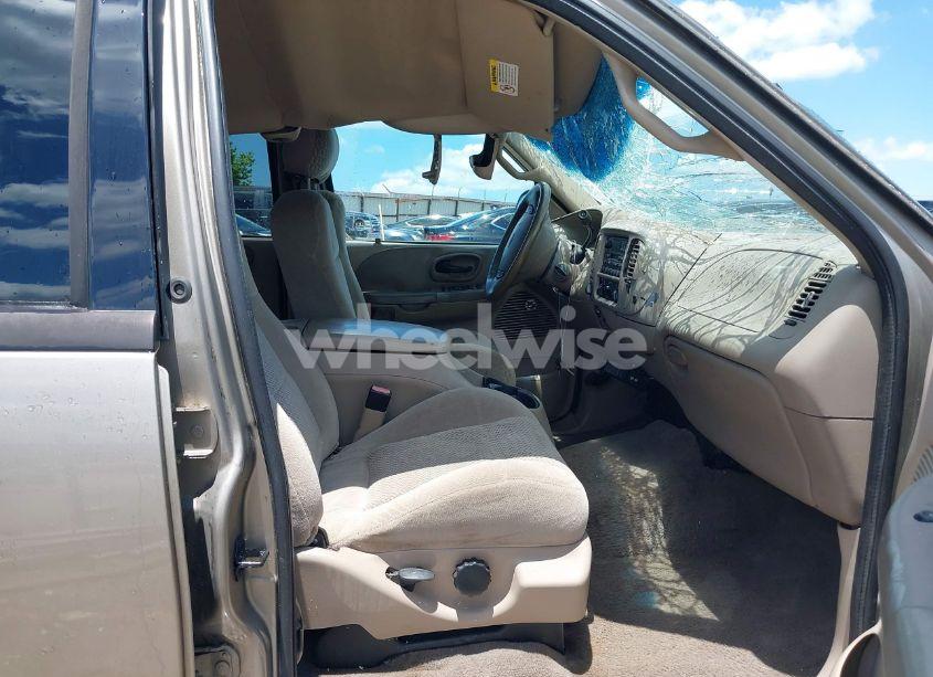 Photo 5 of 2001 Ford F-150 KING RANCH EDITION/LARIAT/XLT (VIN 1FTRW08L11KC02968)