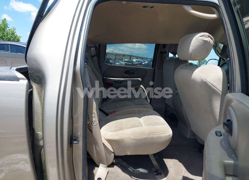 Photo 8 of 2001 Ford F-150 KING RANCH EDITION/LARIAT/XLT (VIN 1FTRW08L11KC02968)