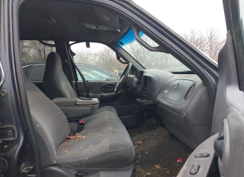 Photo 5 of 2001 Ford F-150 KING RANCH EDITION/LARIAT/XLT (VIN 1FTRW08L11KE91186)