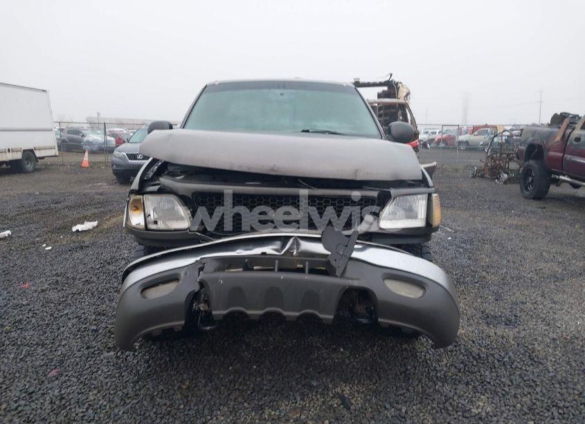 Photo 12 of 2002 Ford F-150 LARIAT/XLT (VIN 1FTRW08L12KA84194)