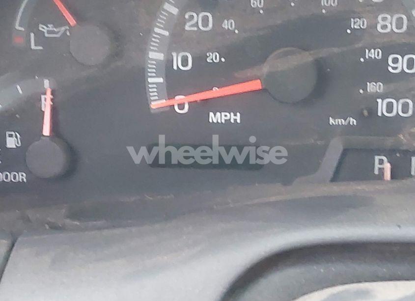 Photo 15 of 2002 Ford F-150 LARIAT/XLT (VIN 1FTRW08L12KA84194)