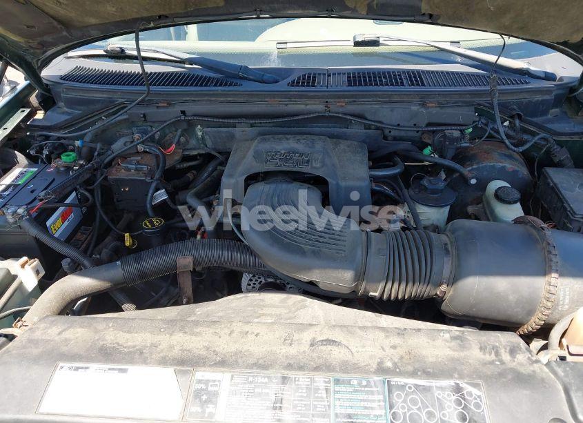 Photo 10 of 2002 Ford F-150 LARIAT/XLT (VIN 1FTRW08L12KB27190)