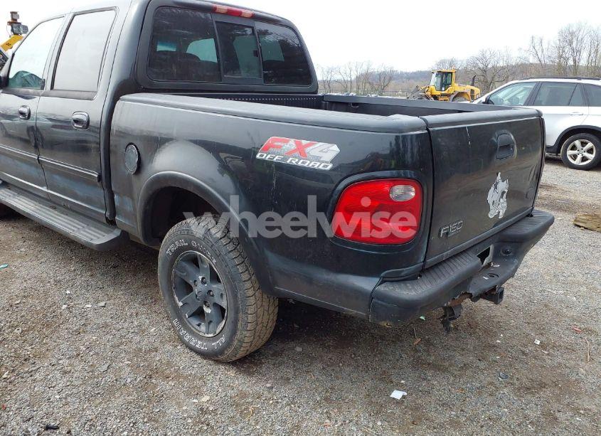 Photo 3 of 2002 Ford F-150 LARIAT/XLT (VIN 1FTRW08L12KB91777)