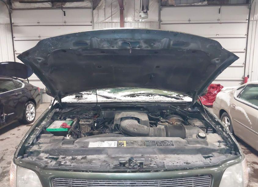 Photo 10 of 2002 Ford F-150 LARIAT/XLT (VIN 1FTRW08L12KE23908)