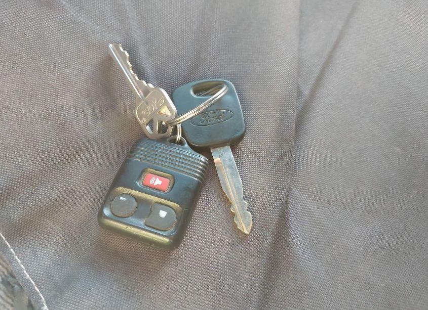 Photo 11 of 2003 Ford F-150 LARIAT/XLT (VIN 1FTRW08L13KA27866)