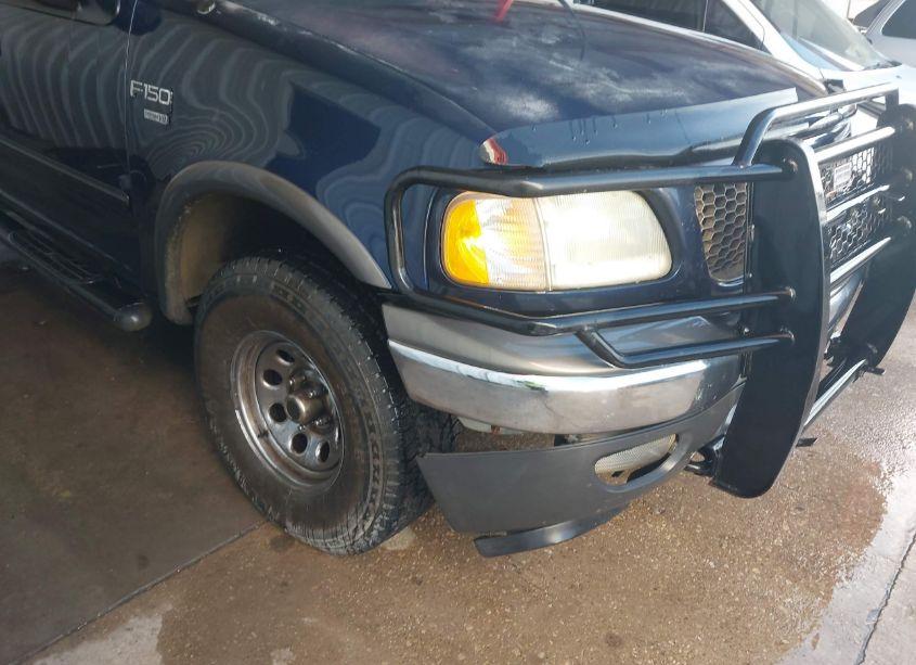 Photo 6 of 2003 Ford F-150 LARIAT/XLT (VIN 1FTRW08L13KA27866)