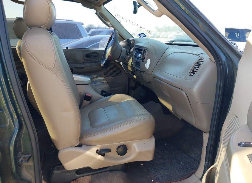 Photo 5 of 2003 Ford F-150 LARIAT/XLT (VIN 1FTRW08L13KB21049)