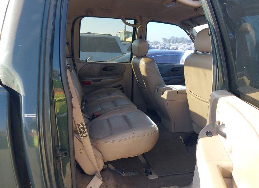 Photo 8 of 2003 Ford F-150 LARIAT/XLT (VIN 1FTRW08L13KB21049)