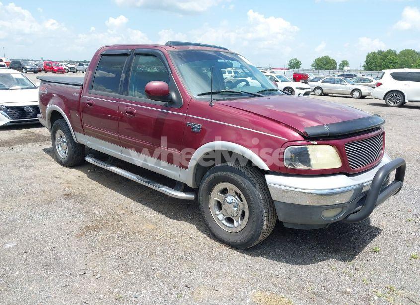 2003 Ford F-150 LARIAT/XLT (VIN 1FTRW08L13KB69036) main photo