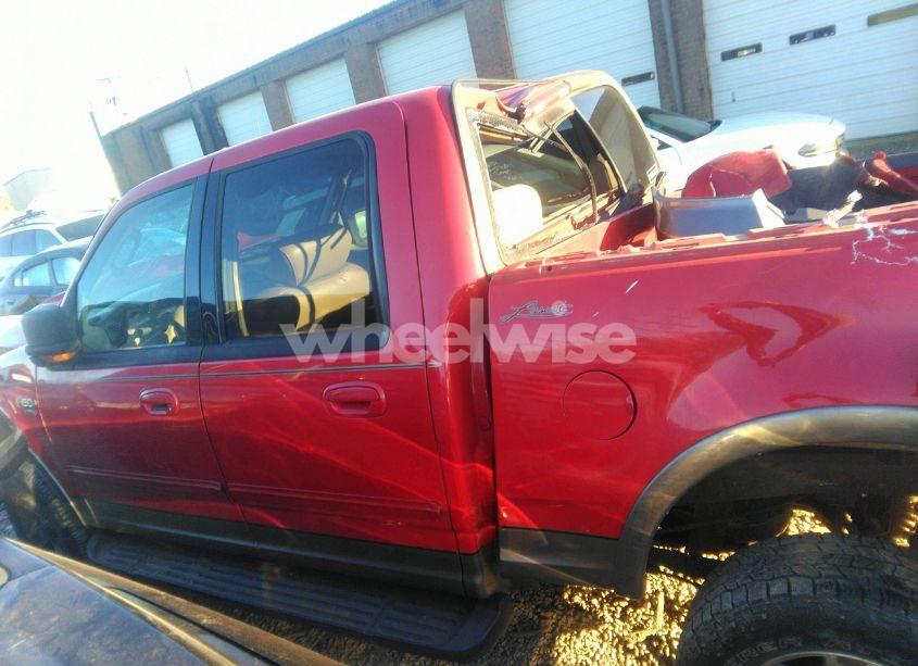 Photo 15 of 2003 Ford F-150 LARIAT/XLT (VIN 1FTRW08L13KC07557)