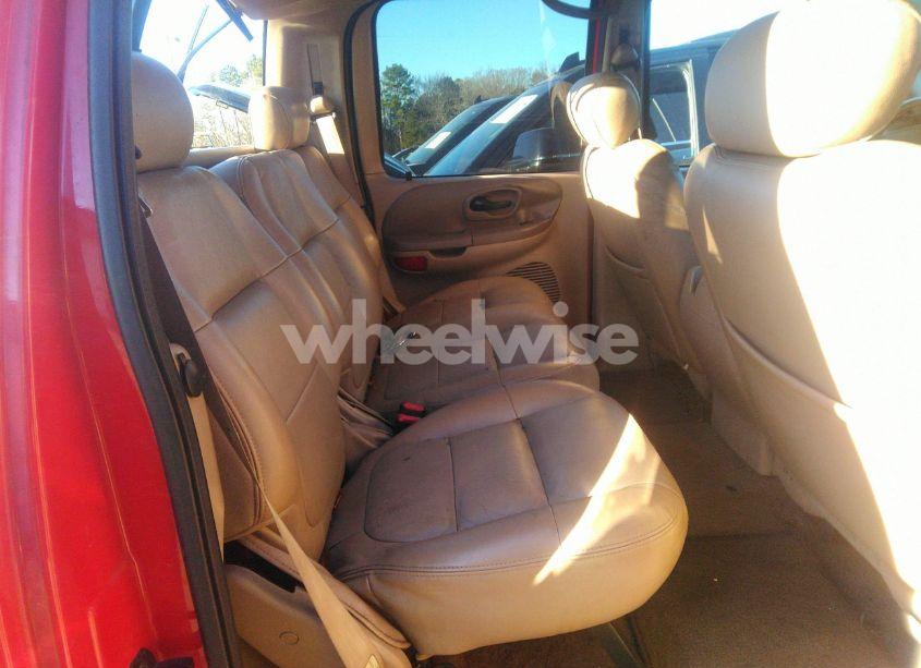 Photo 8 of 2003 Ford F-150 LARIAT/XLT (VIN 1FTRW08L13KC07557)