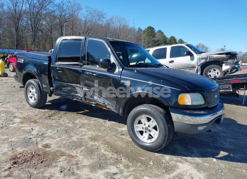 2003 Ford F-150 LARIAT/XLT (VIN 1FTRW08L13KD58785) main photo