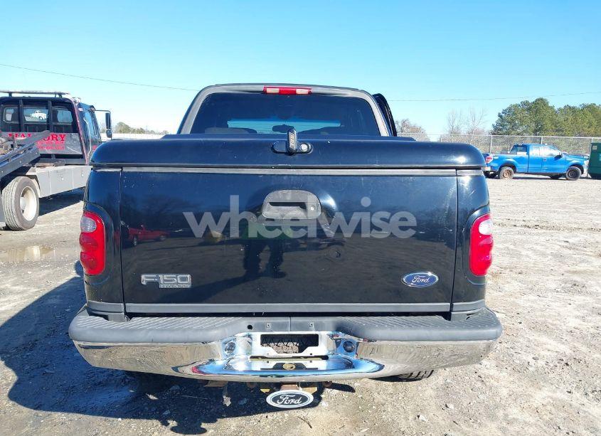 Photo 16 of 2003 Ford F-150 LARIAT/XLT (VIN 1FTRW08L13KD58785)