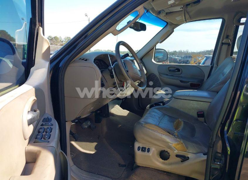 Photo 5 of 2003 Ford F-150 LARIAT/XLT (VIN 1FTRW08L13KD58785)