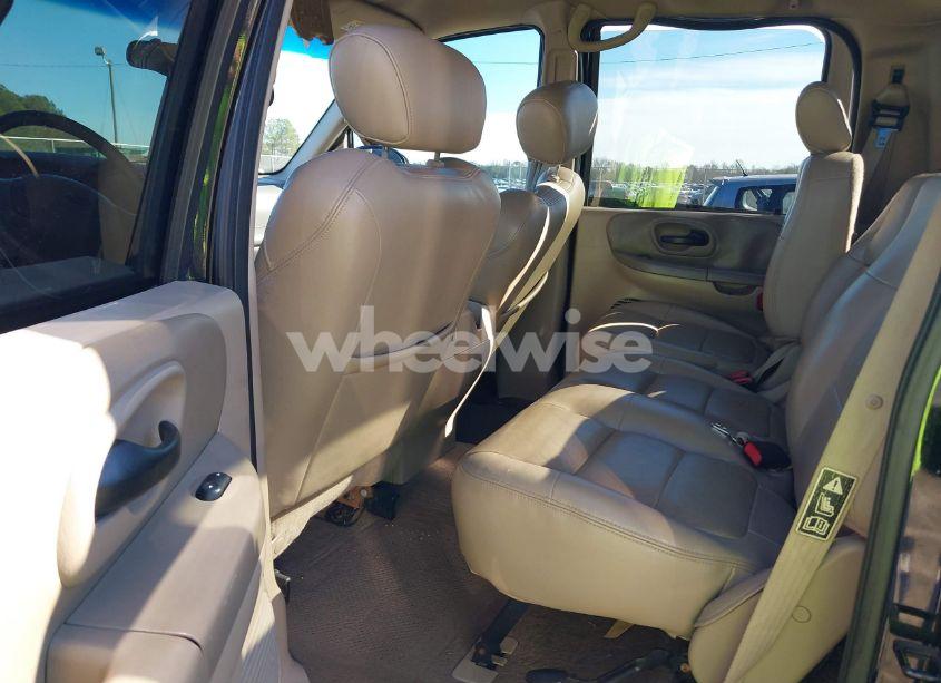 Photo 8 of 2003 Ford F-150 LARIAT/XLT (VIN 1FTRW08L13KD58785)