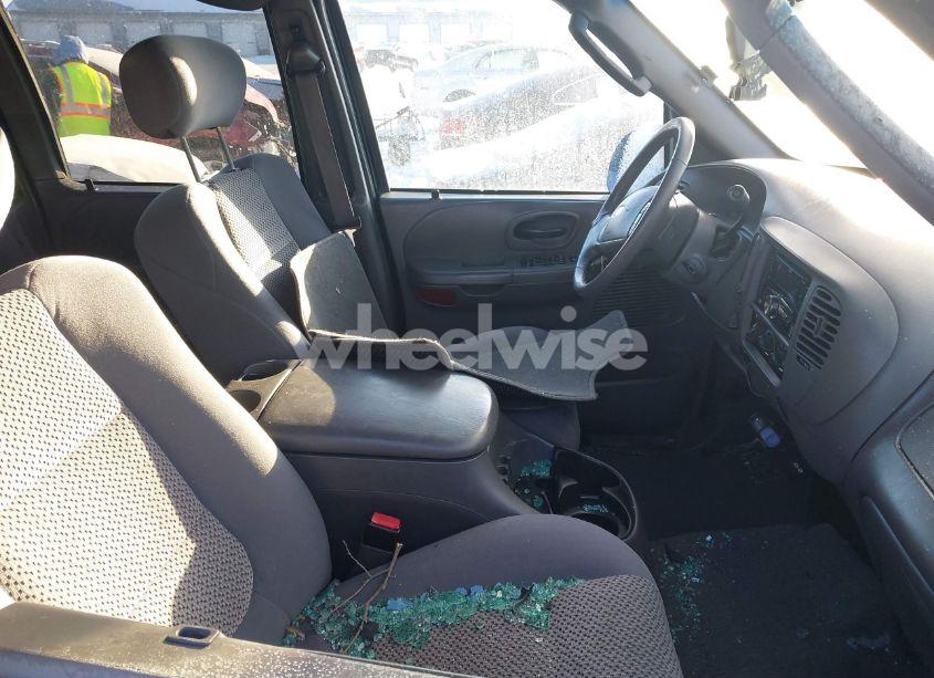 Photo 5 of 2003 Ford F-150 LARIAT/XLT (VIN 1FTRW08L13KD59791)