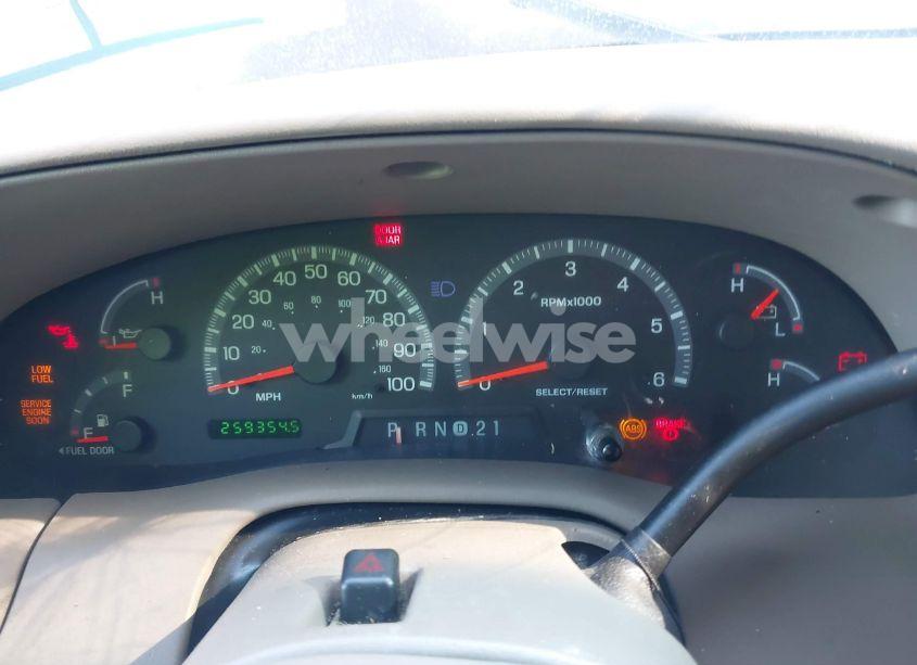 Photo 7 of 2002 Ford F-150 LARIAT/XLT (VIN 1FTRW08L22KC65014)