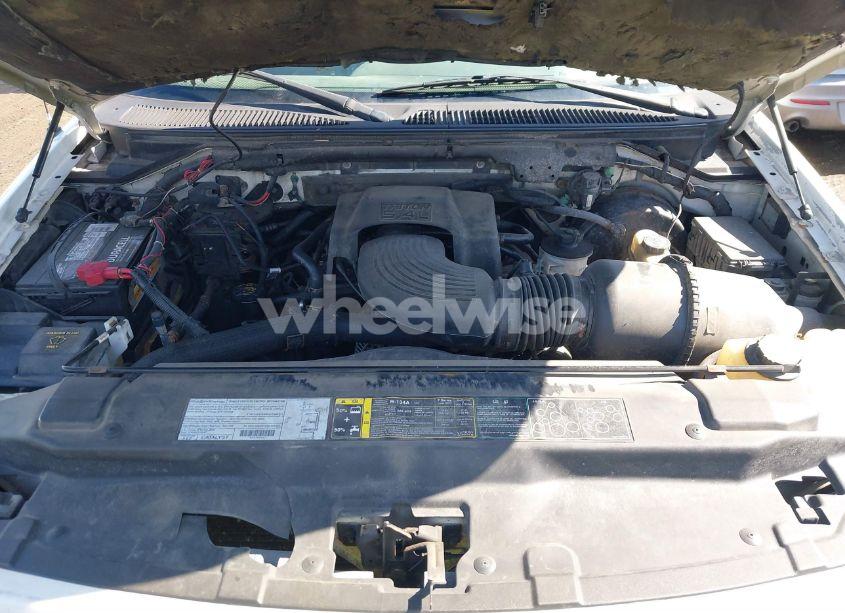 Photo 10 of 2003 Ford F-150 LARIAT/XLT (VIN 1FTRW08L23KA28573)