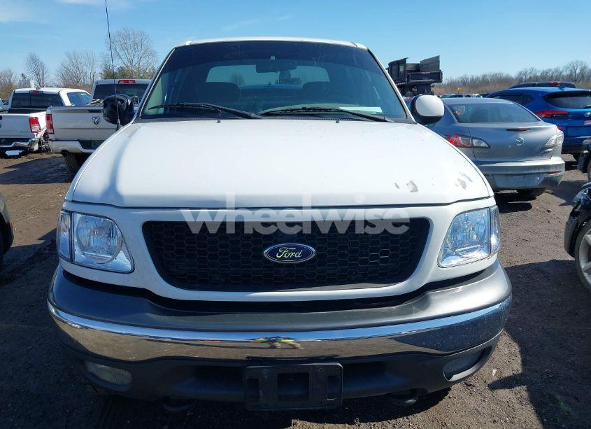 Photo 6 of 2003 Ford F-150 LARIAT/XLT (VIN 1FTRW08L23KA28573)