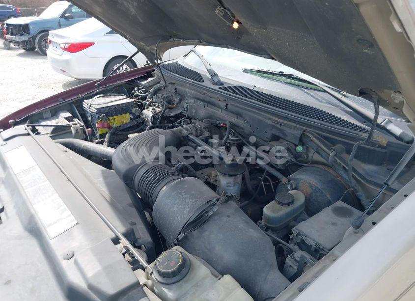 Photo 10 of 2003 Ford F-150 LARIAT/XLT (VIN 1FTRW08L23KC61319)