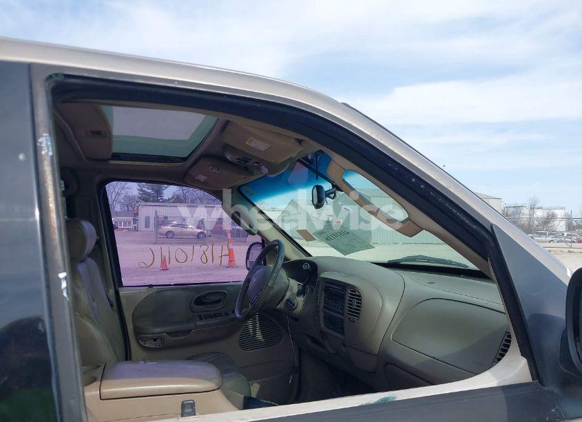 Photo 18 of 2003 Ford F-150 LARIAT/XLT (VIN 1FTRW08L23KC61319)