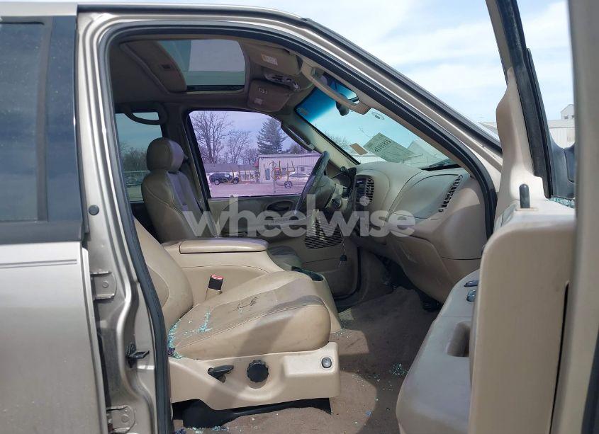 Photo 5 of 2003 Ford F-150 LARIAT/XLT (VIN 1FTRW08L23KC61319)