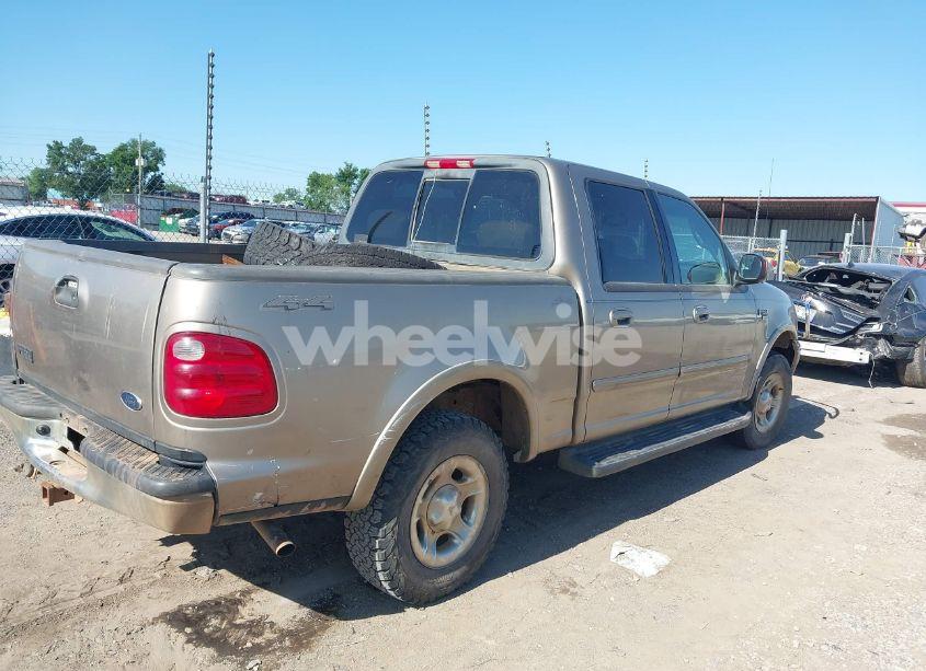 Photo 4 of 2002 Ford F-150 LARIAT/XLT (VIN 1FTRW08L32KB81767)