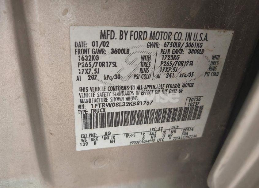 Photo 9 of 2002 Ford F-150 LARIAT/XLT (VIN 1FTRW08L32KB81767)