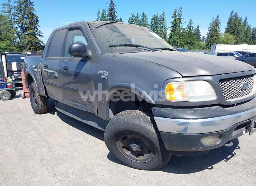 Photo 6 of 2002 Ford F-150 LARIAT/XLT (VIN 1FTRW08L32KE11792)