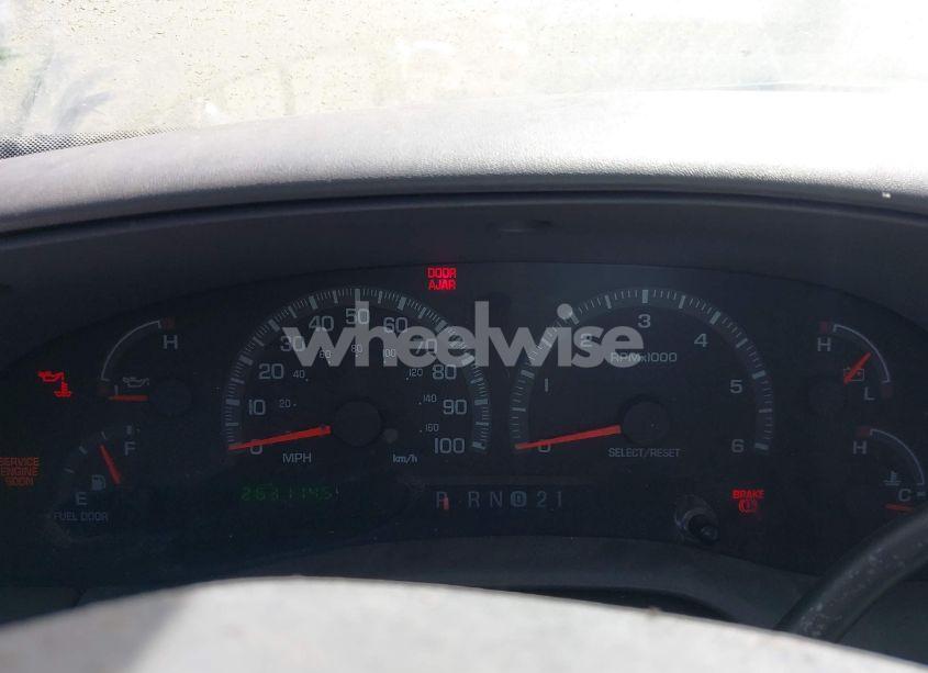 Photo 7 of 2002 Ford F-150 LARIAT/XLT (VIN 1FTRW08L32KE11792)