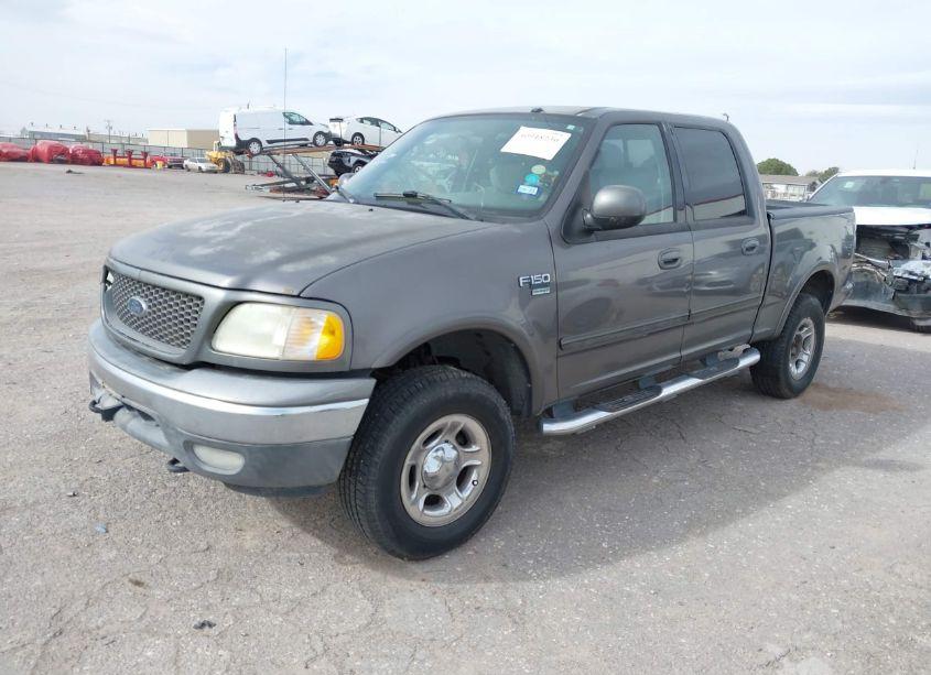 Photo 2 of 2003 Ford F-150 LARIAT/XLT (VIN 1FTRW08L33KC77545)