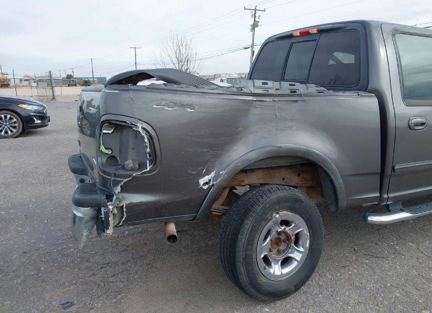 Photo 6 of 2003 Ford F-150 LARIAT/XLT (VIN 1FTRW08L33KC77545)