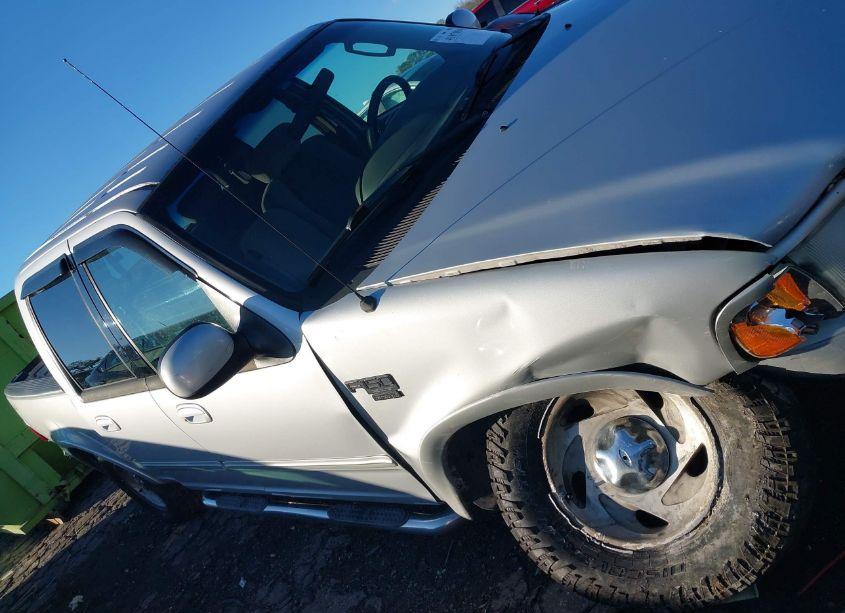 Photo 13 of 2003 Ford F-150 LARIAT/XLT (VIN 1FTRW08L33KD14240)