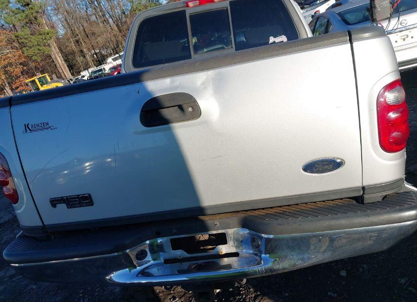 Photo 16 of 2003 Ford F-150 LARIAT/XLT (VIN 1FTRW08L33KD14240)