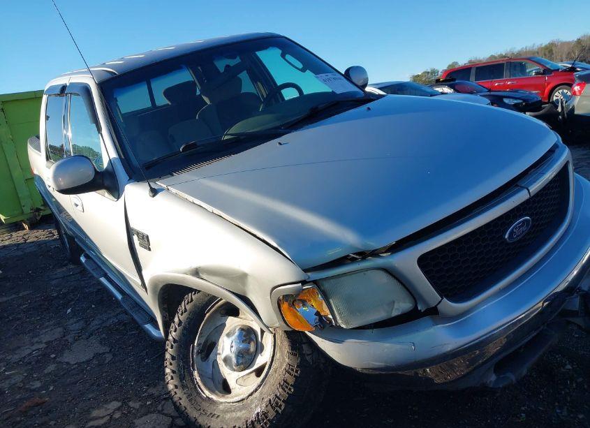 Photo 6 of 2003 Ford F-150 LARIAT/XLT (VIN 1FTRW08L33KD14240)