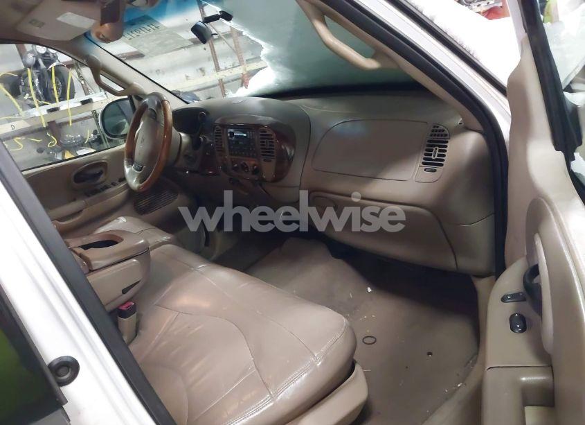 Photo 5 of 2001 Ford F-150 KING RANCH EDITION/LARIAT/XLT (VIN 1FTRW08L41KF19093)